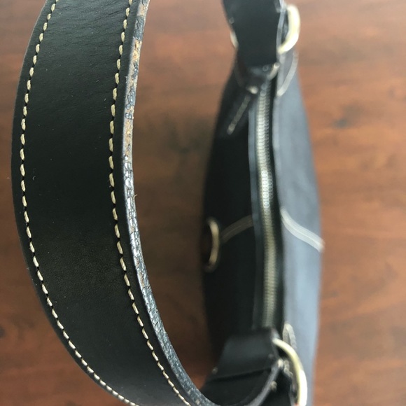 Dooney & Bourke leather classic bag *Authentic• - Picture 5 of 8